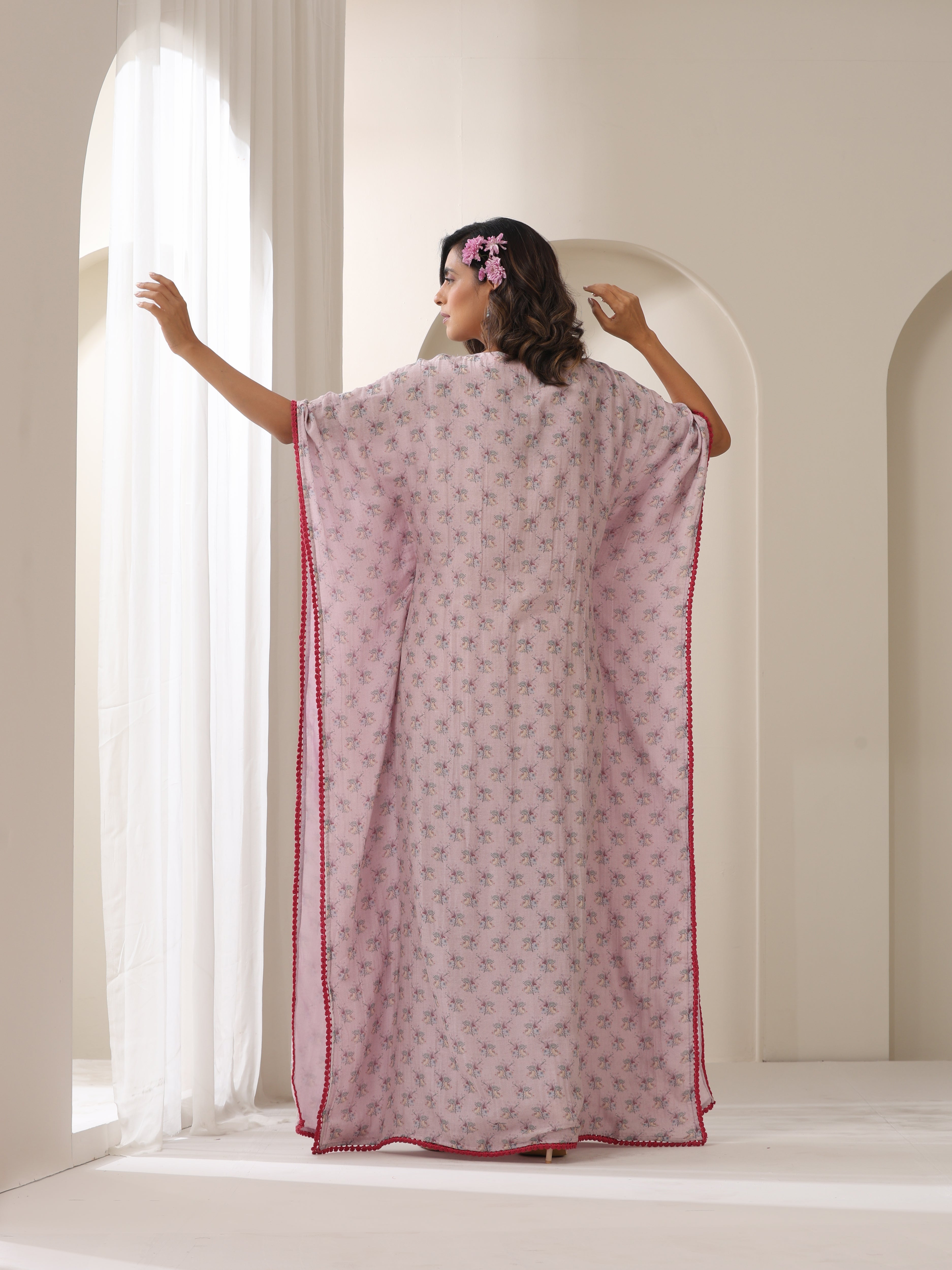GULBOOTI KAFTAN