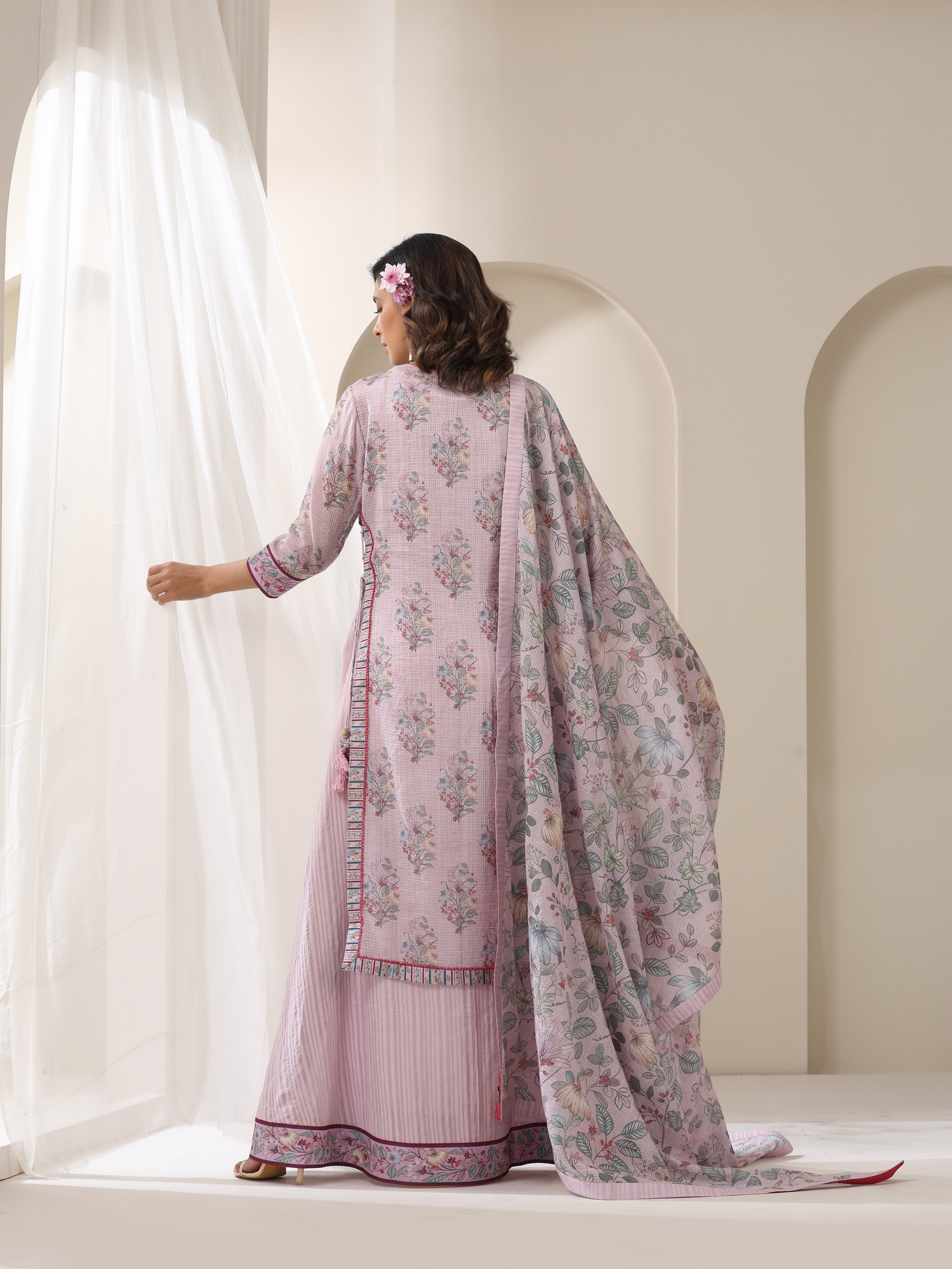 GULBOOTA PRINTED KURTA WITH INNER DRESS SET