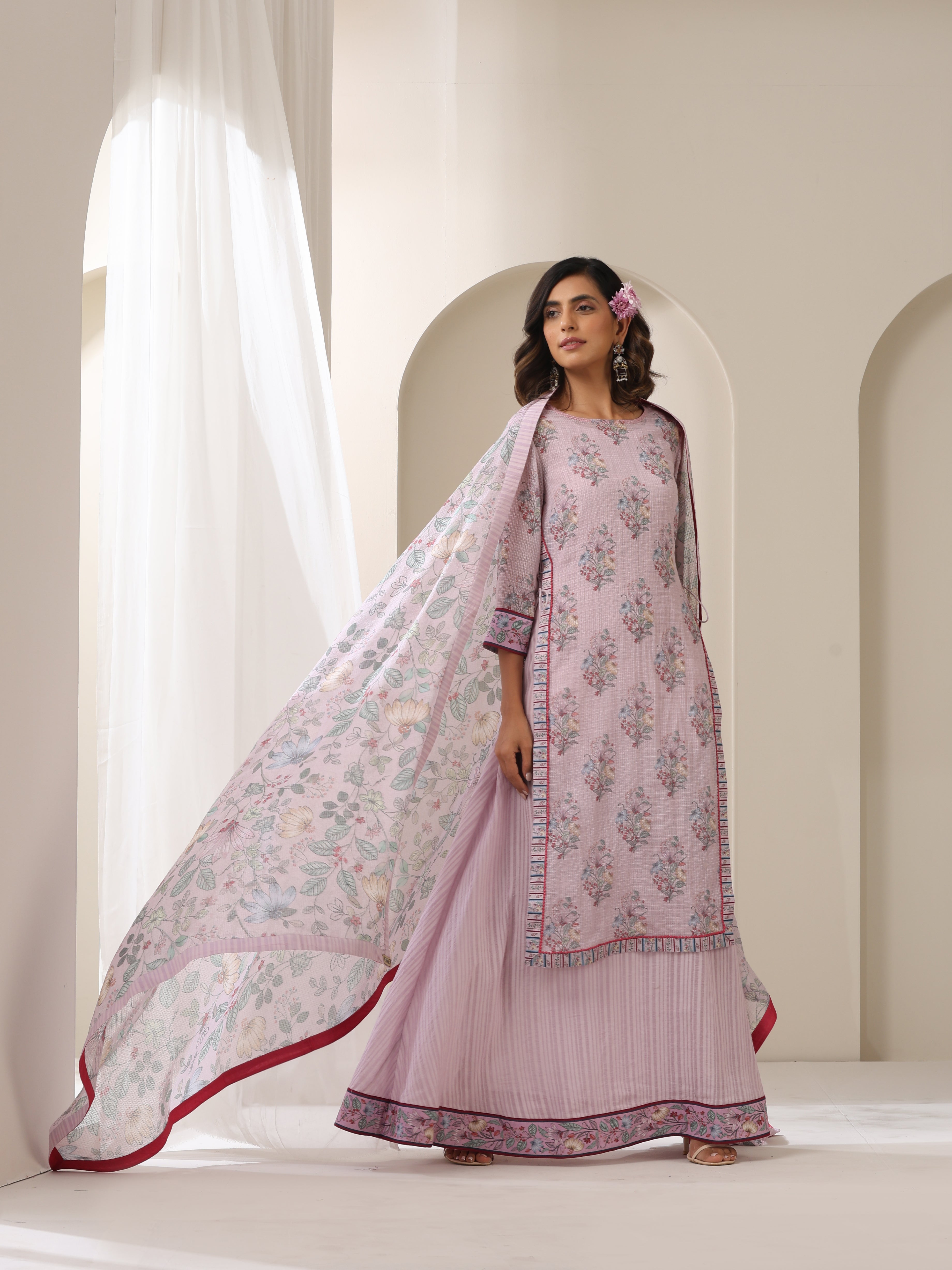 GULBOOTA PRINTED KURTA WITH INNER DRESS SET