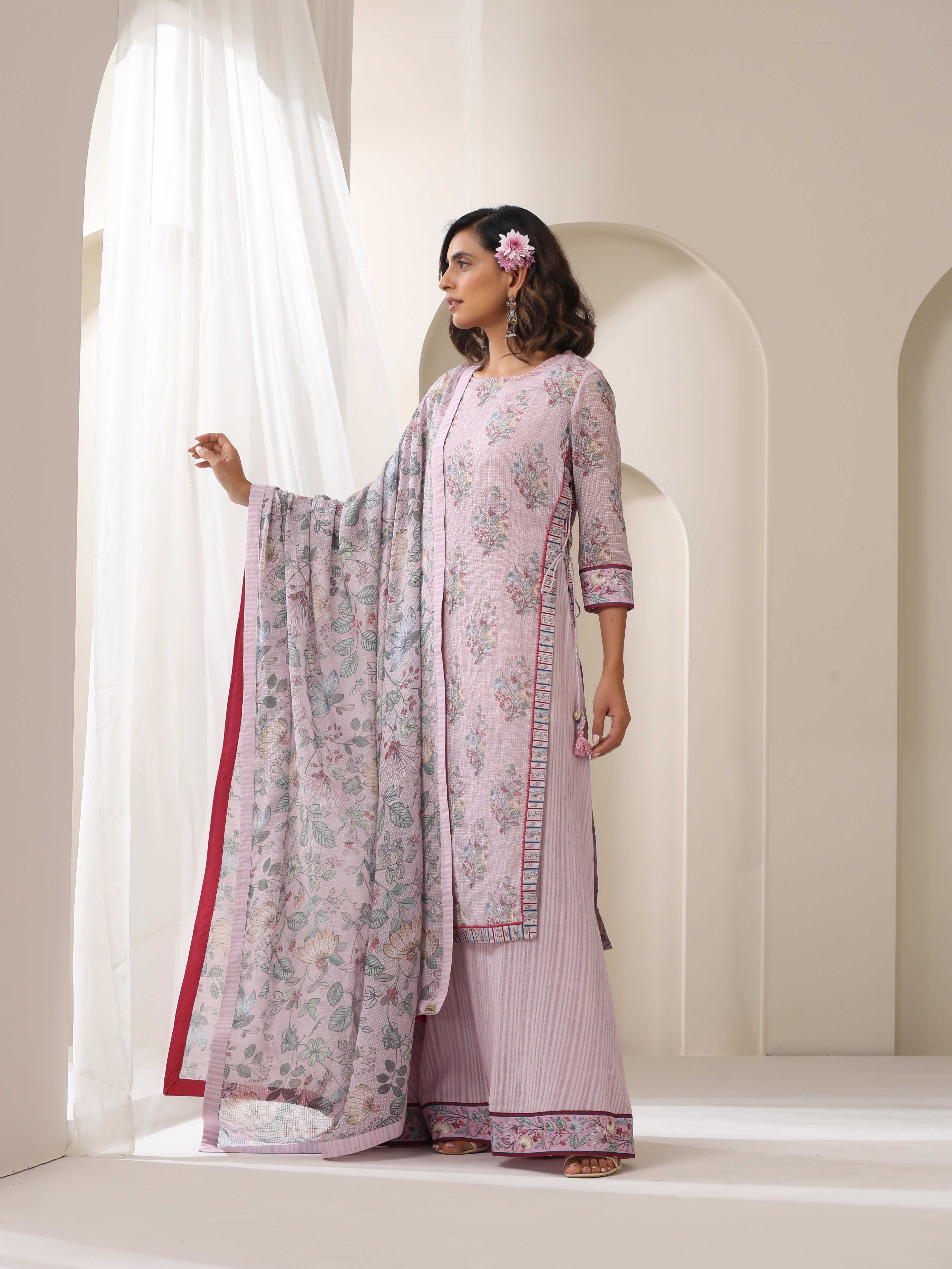 GULBOOTA PRINTED KURTA WITH INNER DRESS SET