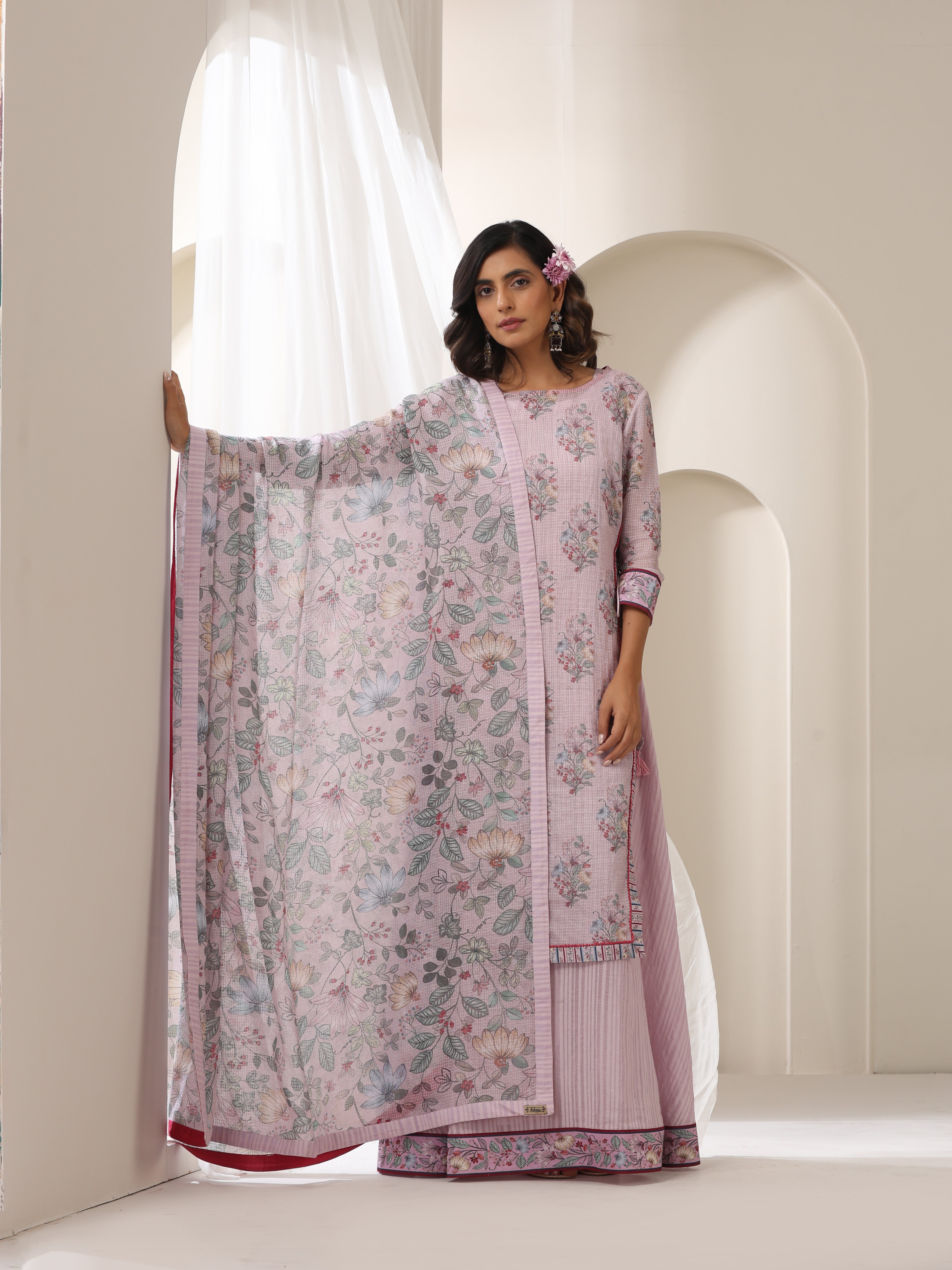 GULBOOTA PRINTED KURTA WITH INNER DRESS SET