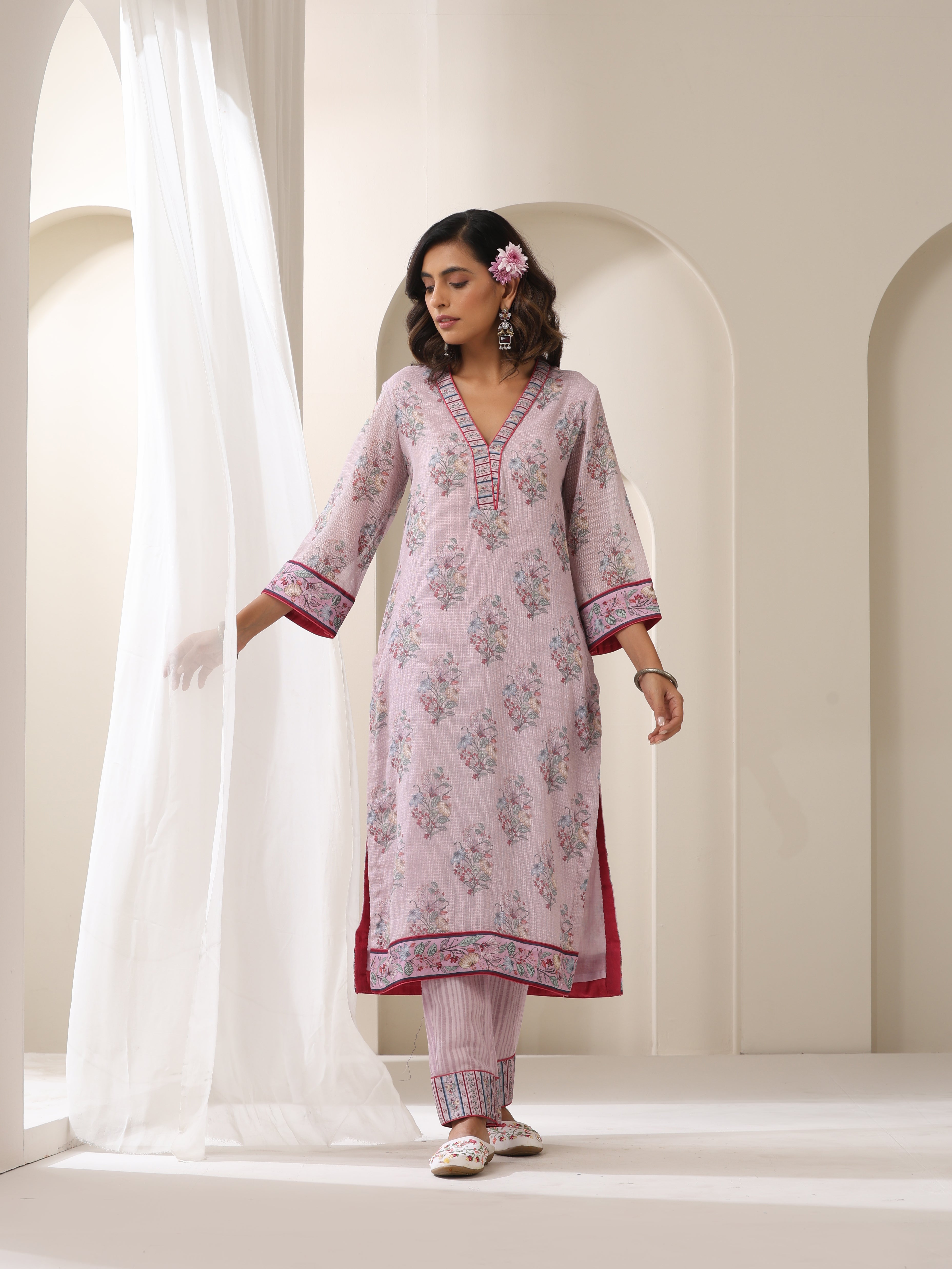 GULBOOTA PRINTED KURTA SET WITH PLAZZO