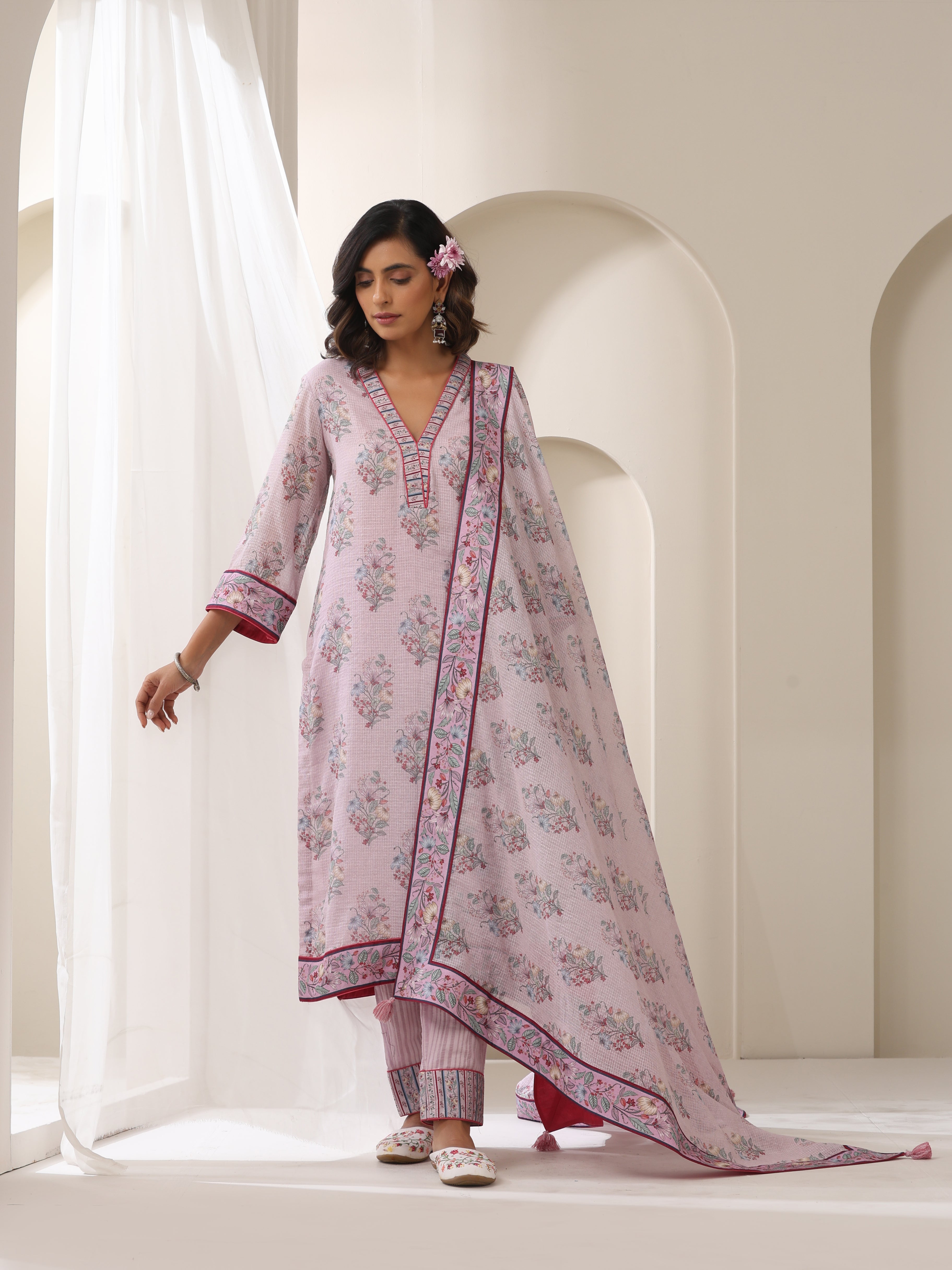 GULBOOTA PRINTED KURTA SET WITH PLAZZO