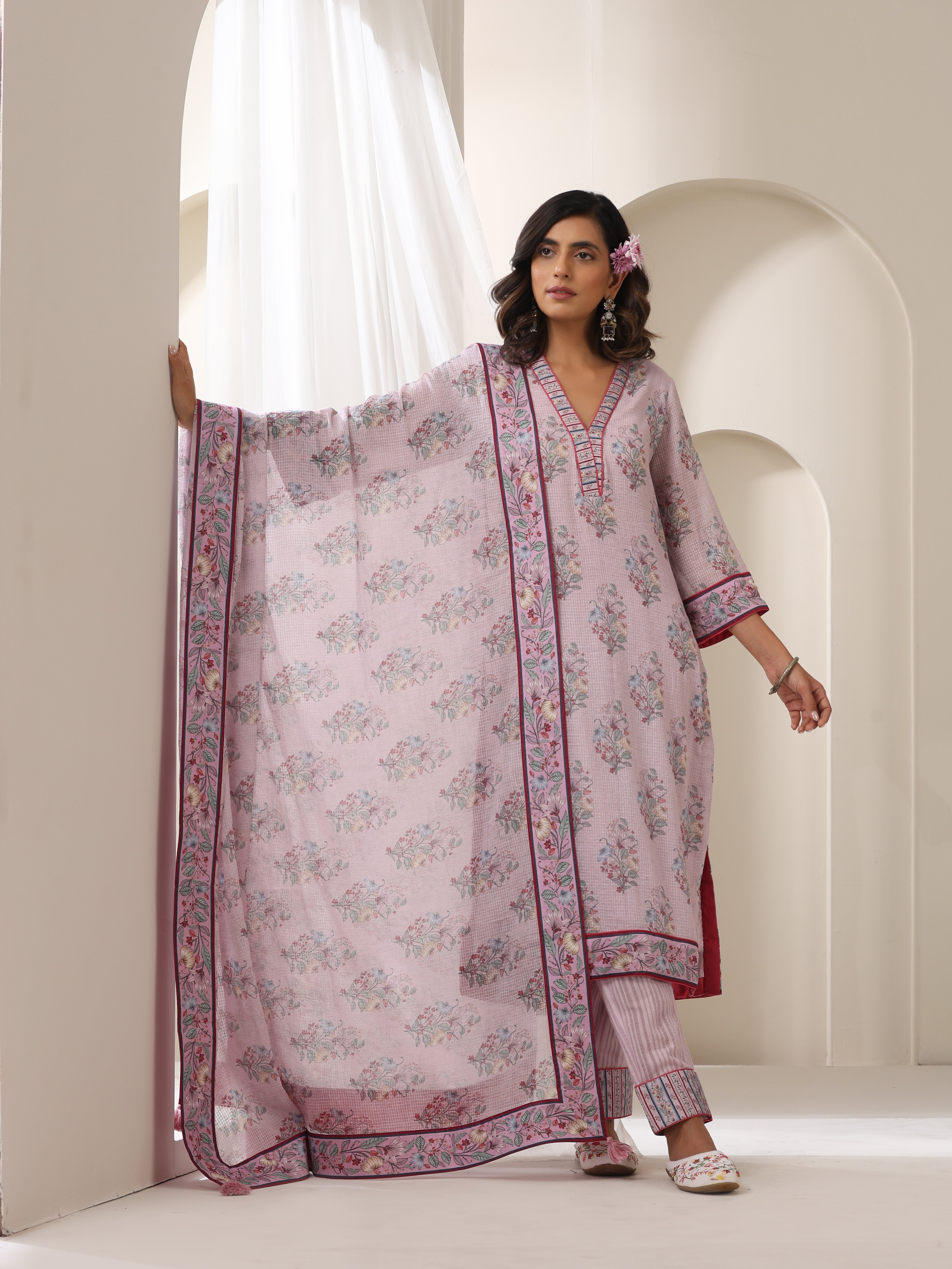 GULBOOTA PRINTED KURTA SET WITH PLAZZO