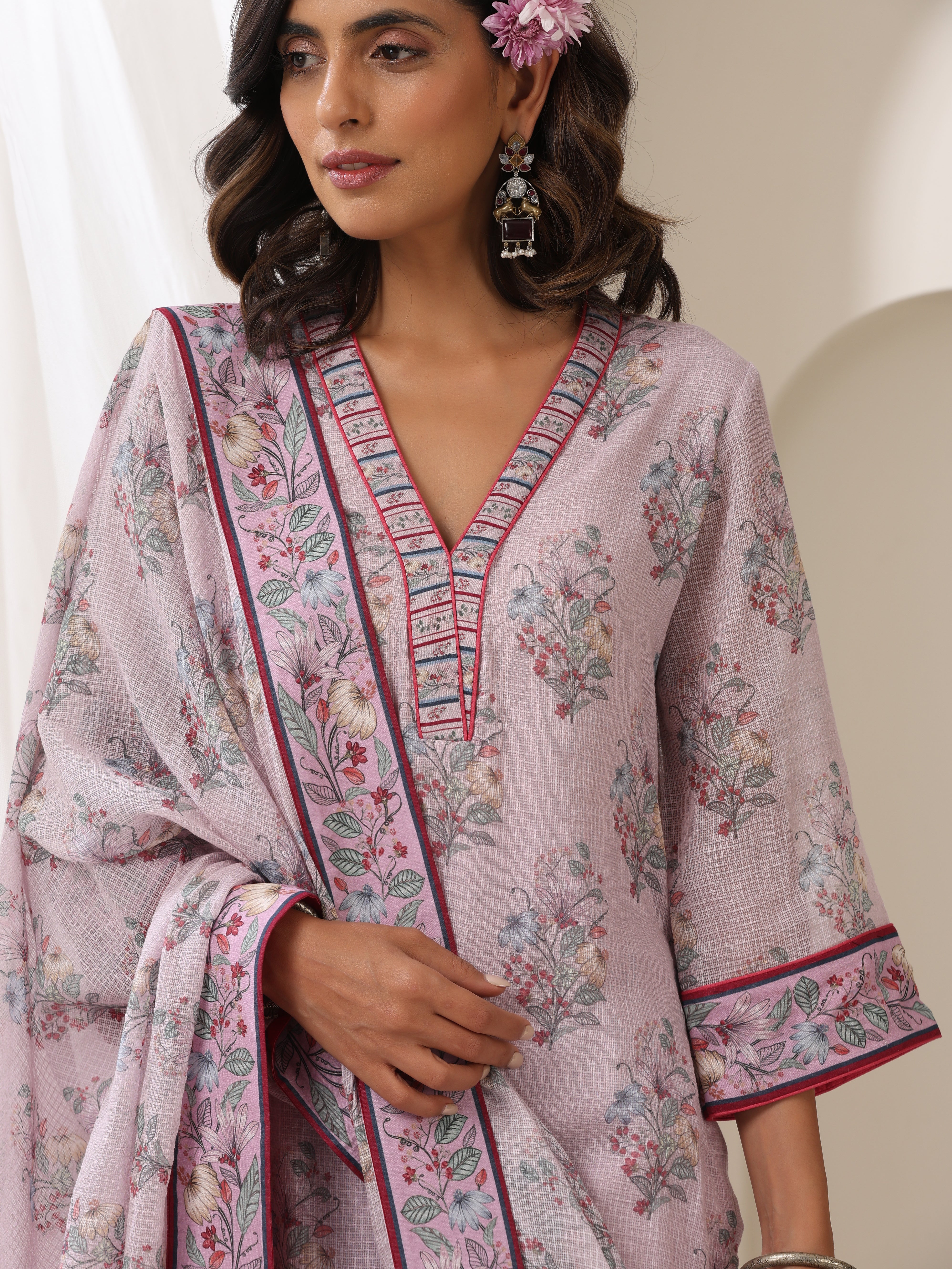 GULBOOTA PRINTED KURTA SET WITH PLAZZO