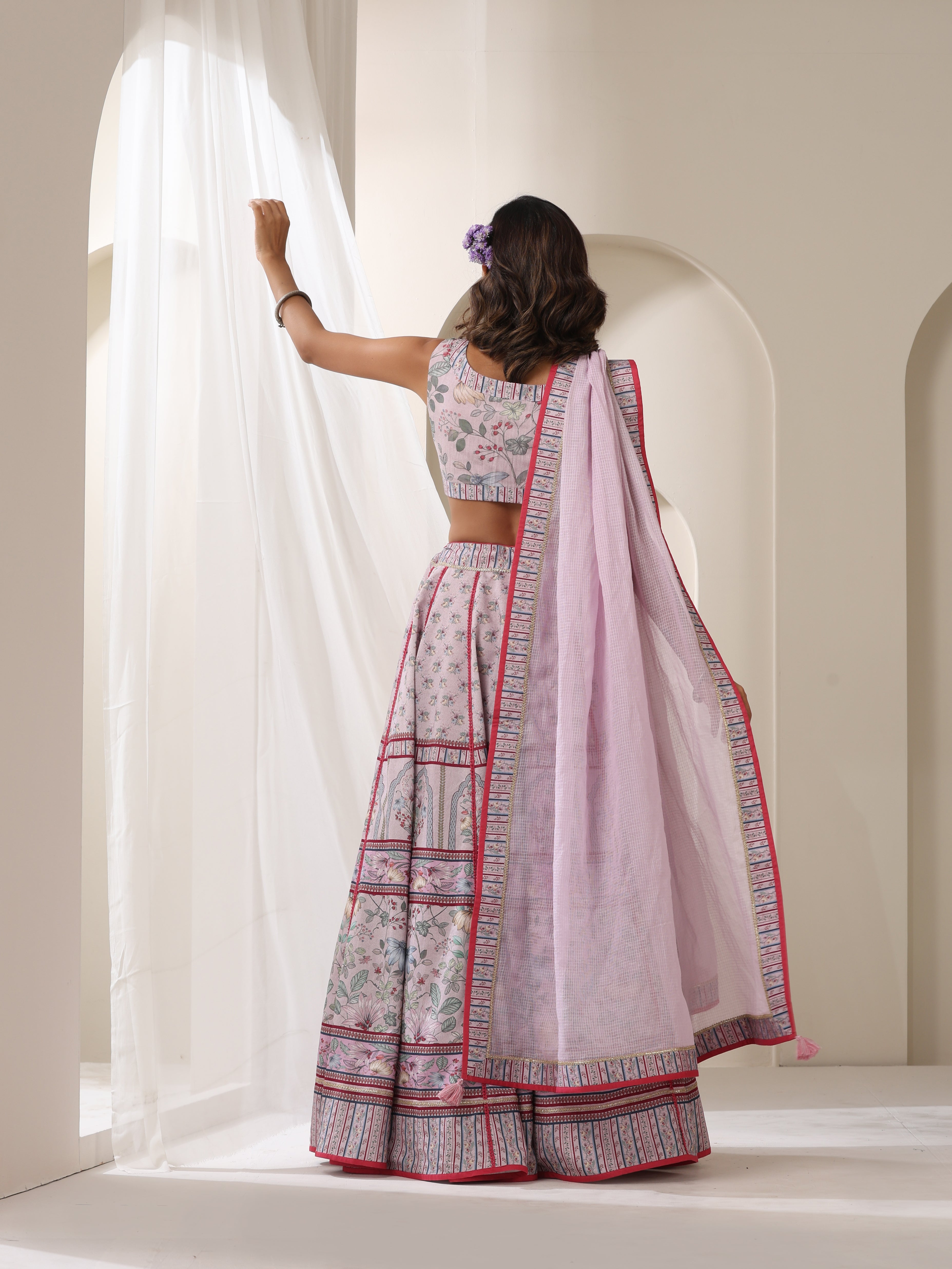 GULBAHAR KALI LEHENGA SET
