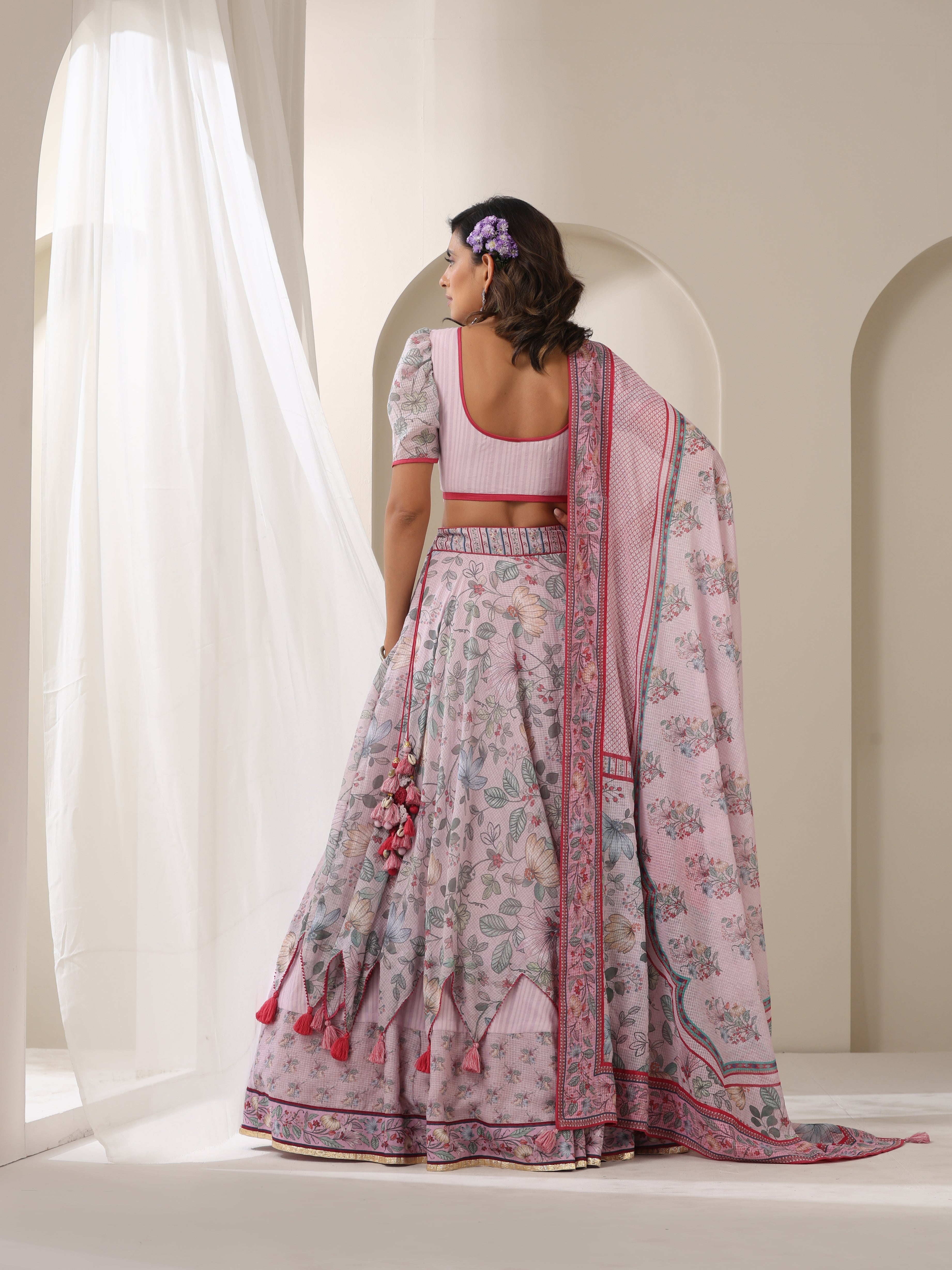 GULISTAN LEHENGA SET