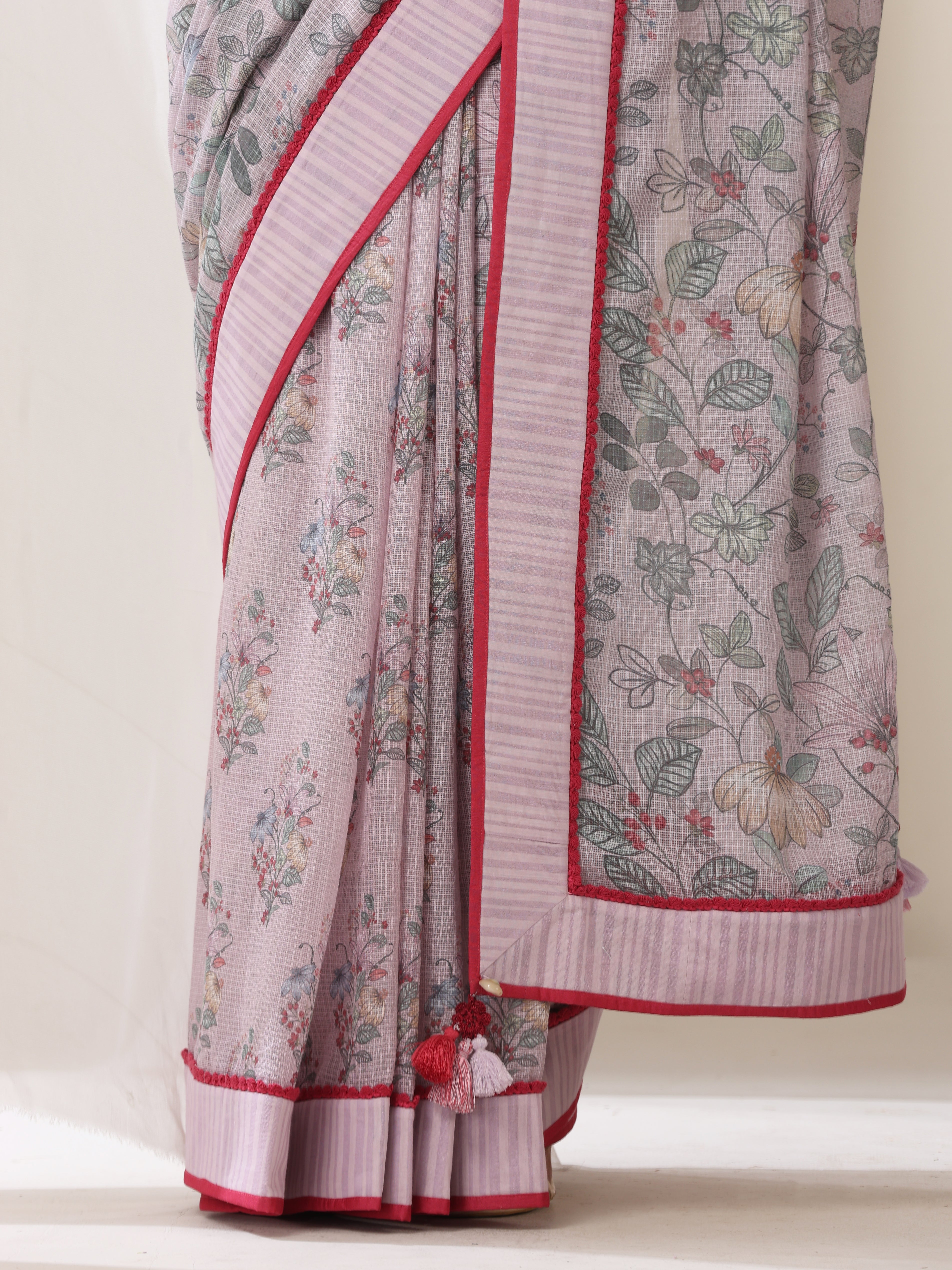 GULISTAN PALLU SAREE WITH PUFF SLEEVE BLOUSE