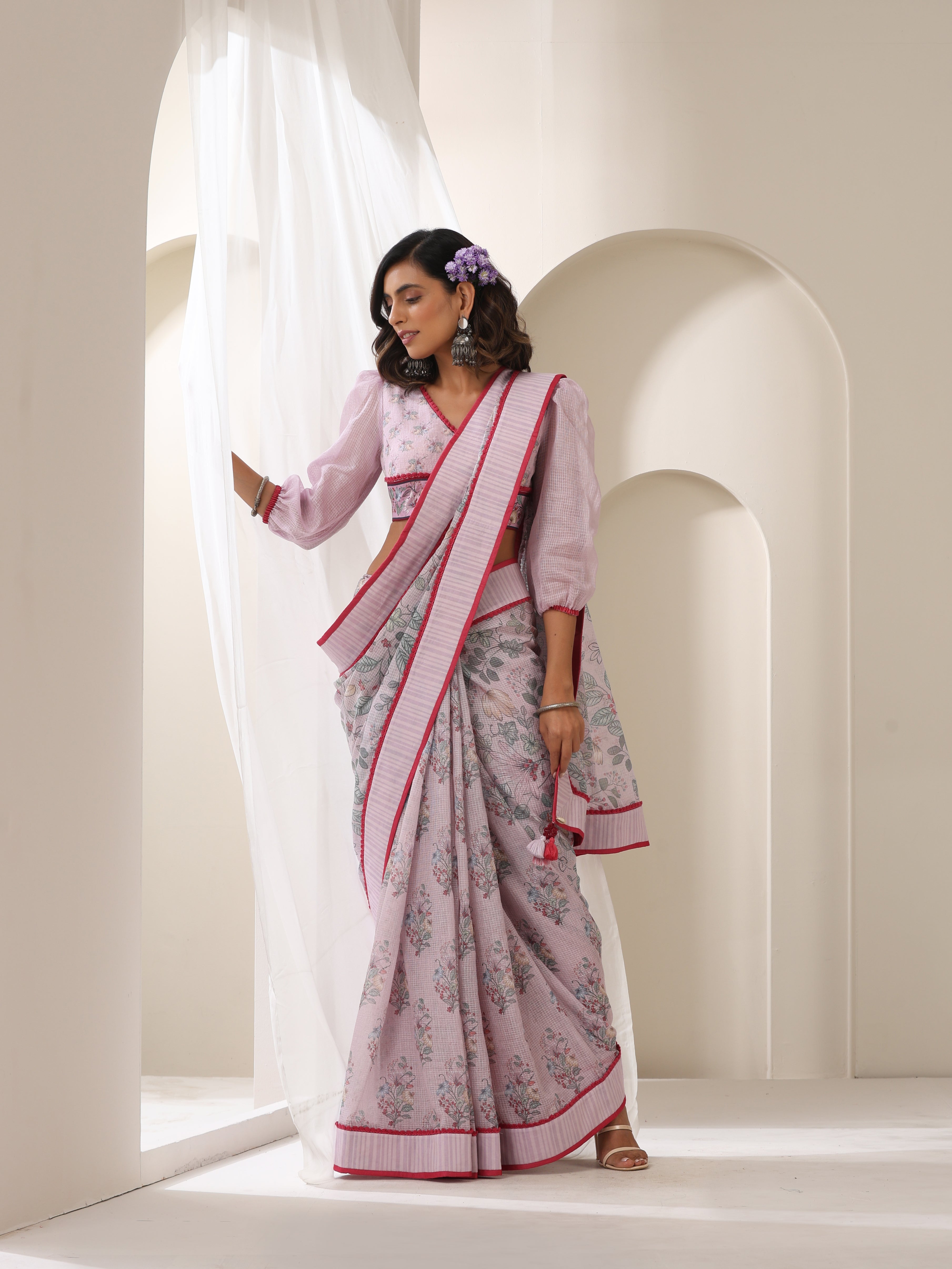 GULISTAN PALLU SAREE WITH PUFF SLEEVE BLOUSE