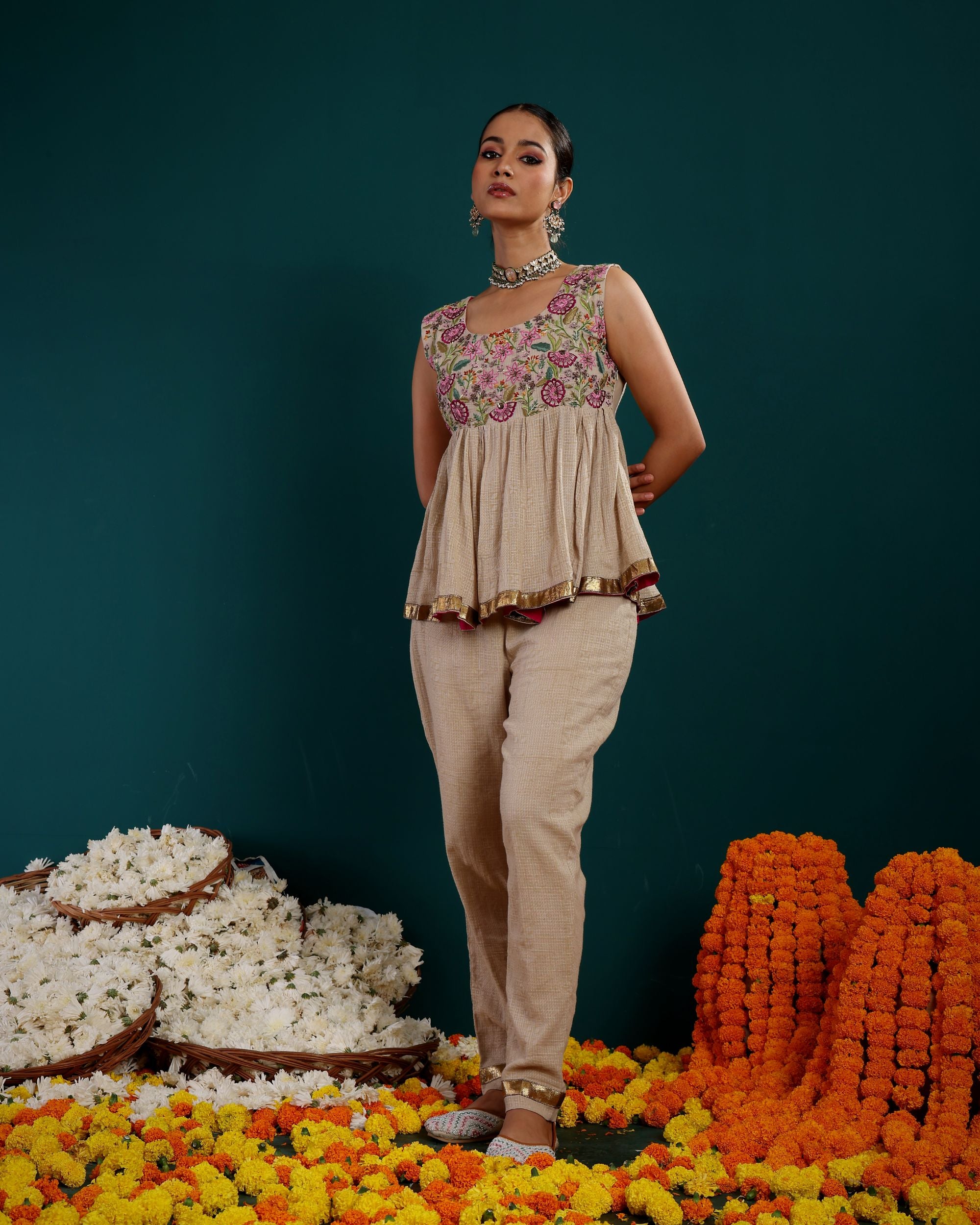 LONG EMBROIDERED KALI JACKET WITH EMBROIDERED KEDIA AND PANT