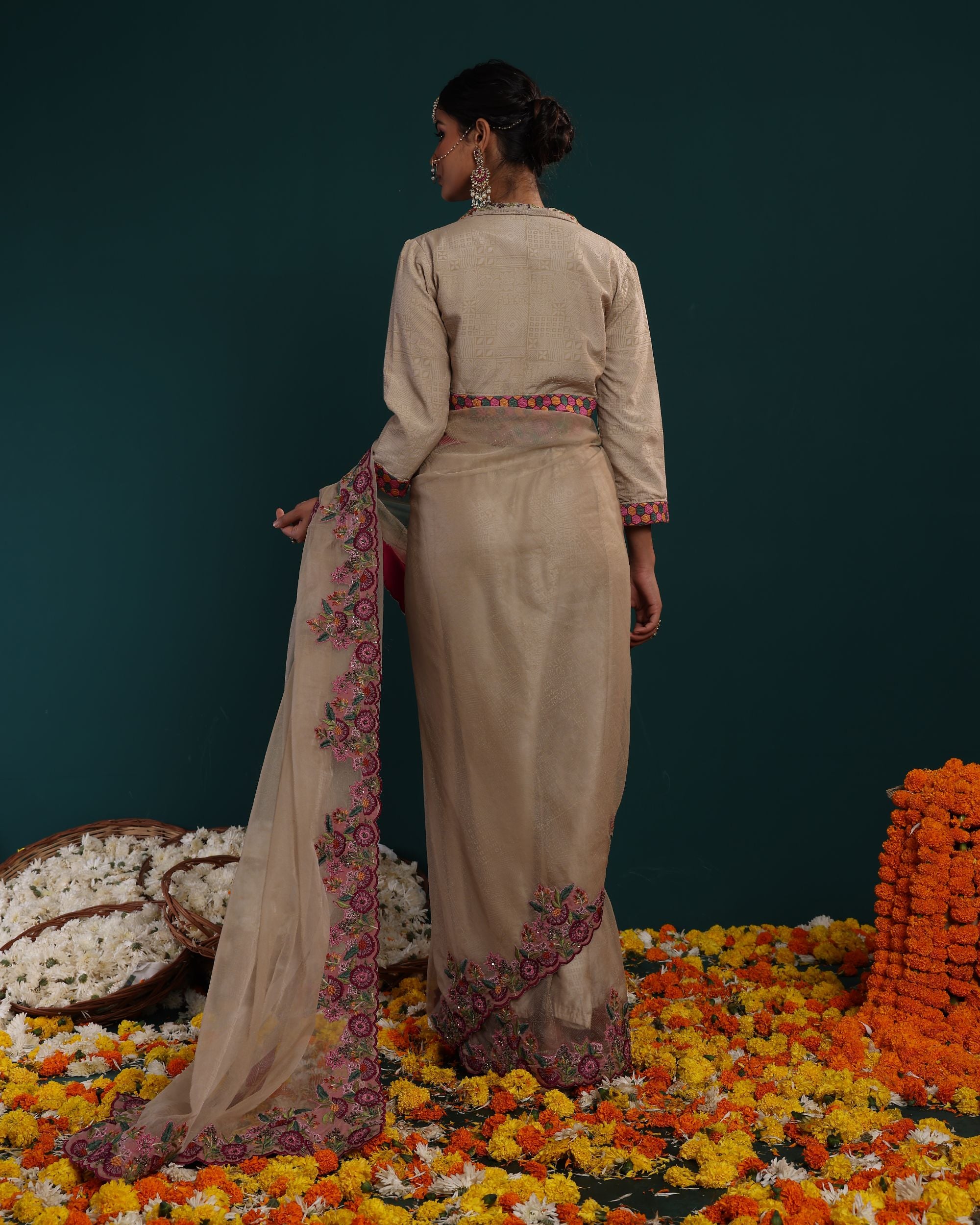 EMBROIDERY CUTWORK SAREE WITH COLLOR EMBROIDERED JACKET & INNER