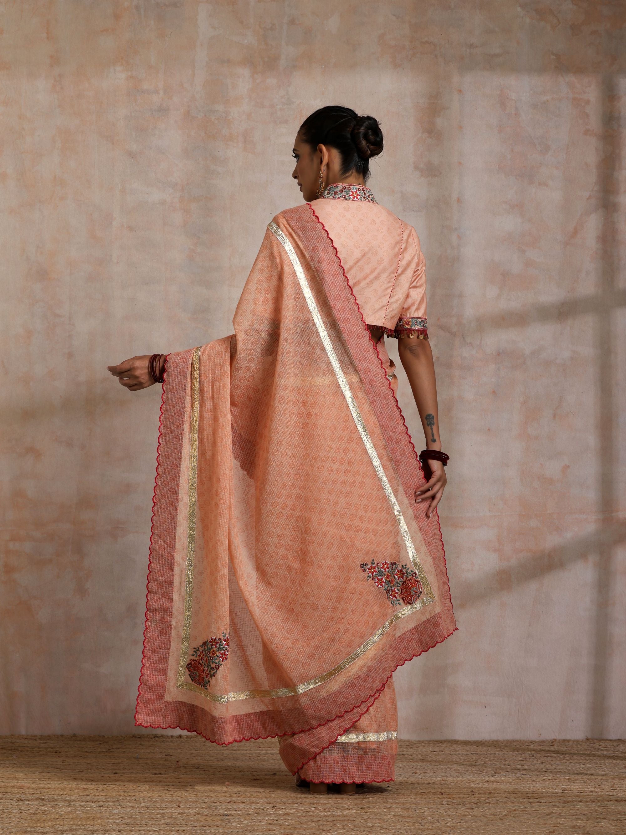 KESARI SCALLOP KOTA SAREE WITH BOOTA ON PALLU CORNER