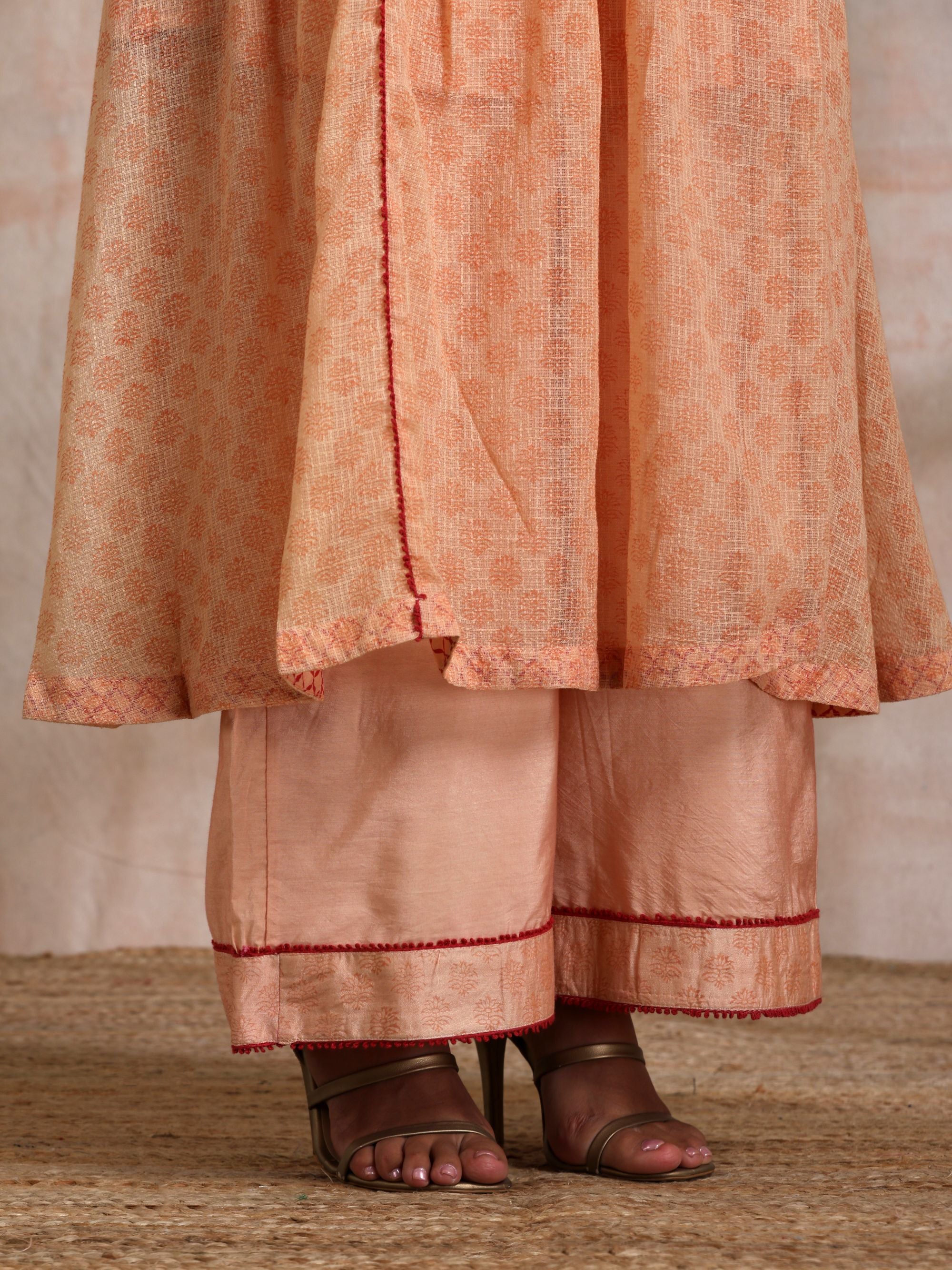 KESARI KOTA KURTA WITH EMBROIDERED YOKE