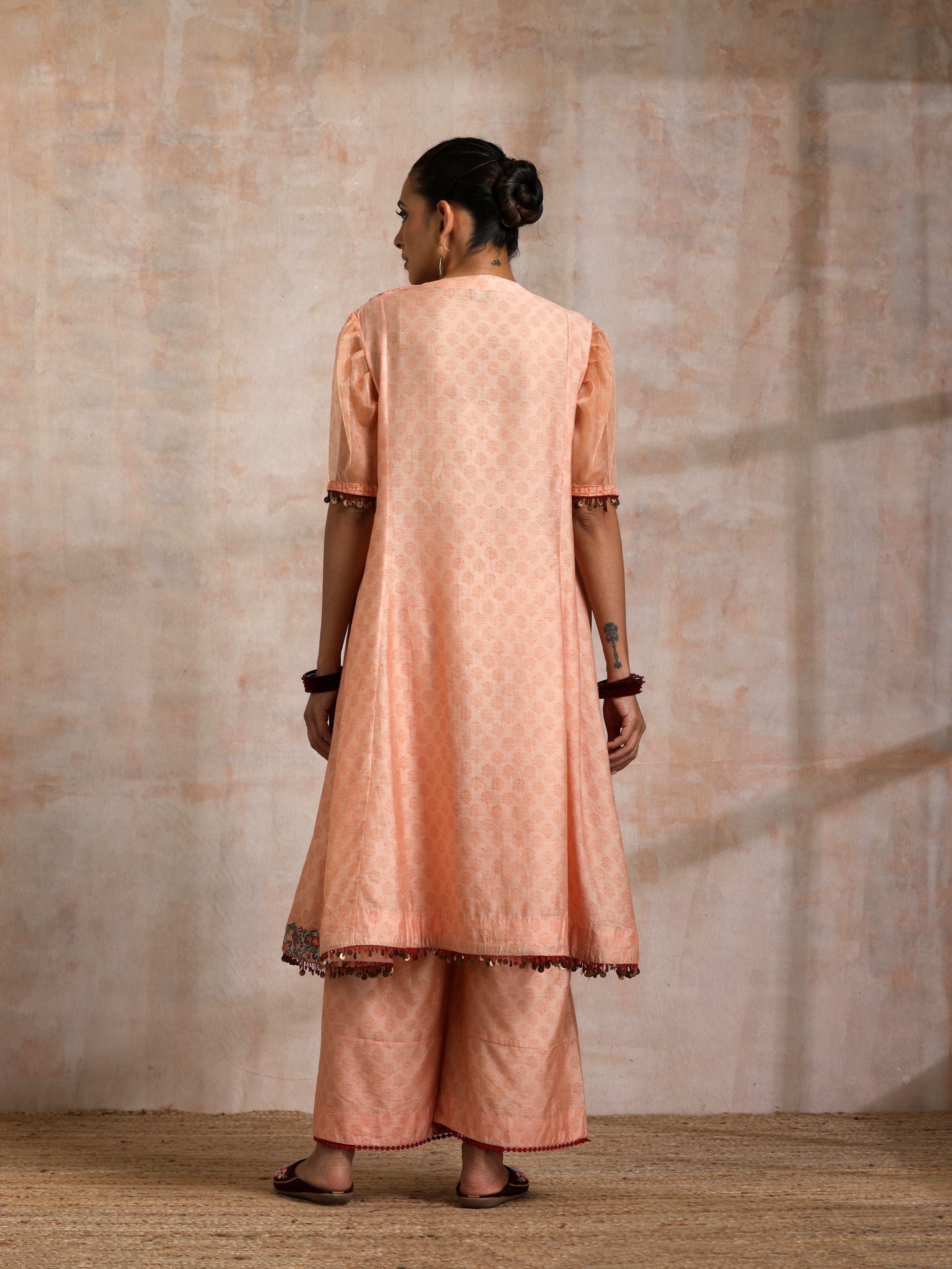 KESARI CHANDERI KURTA WITH EMBROIDERED FRONT AND PUFFED ORGANZA SLEEVES