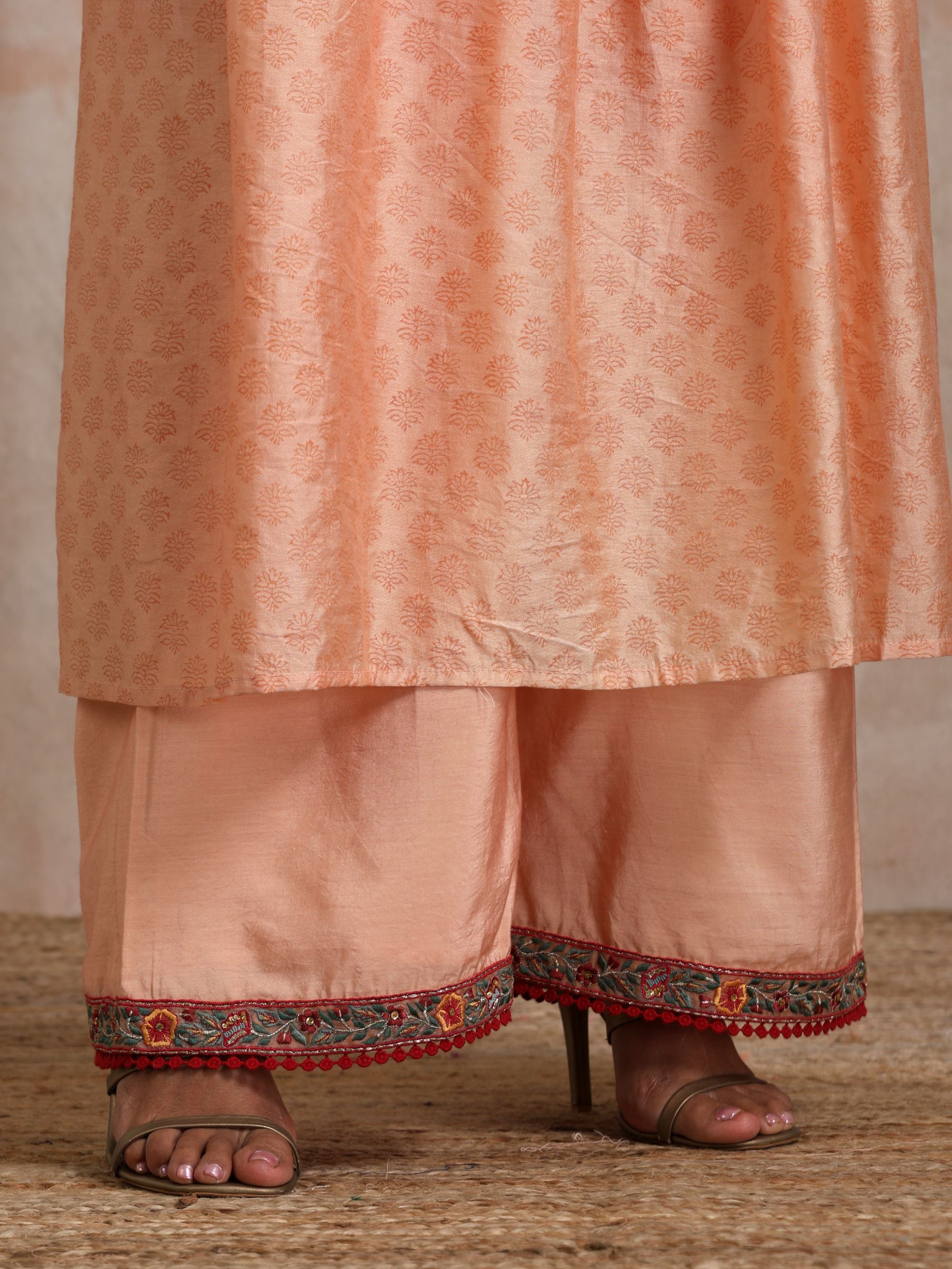 KESARI CHANDERI KURTA WITH SCALLOP EMBROIDERED YOKE