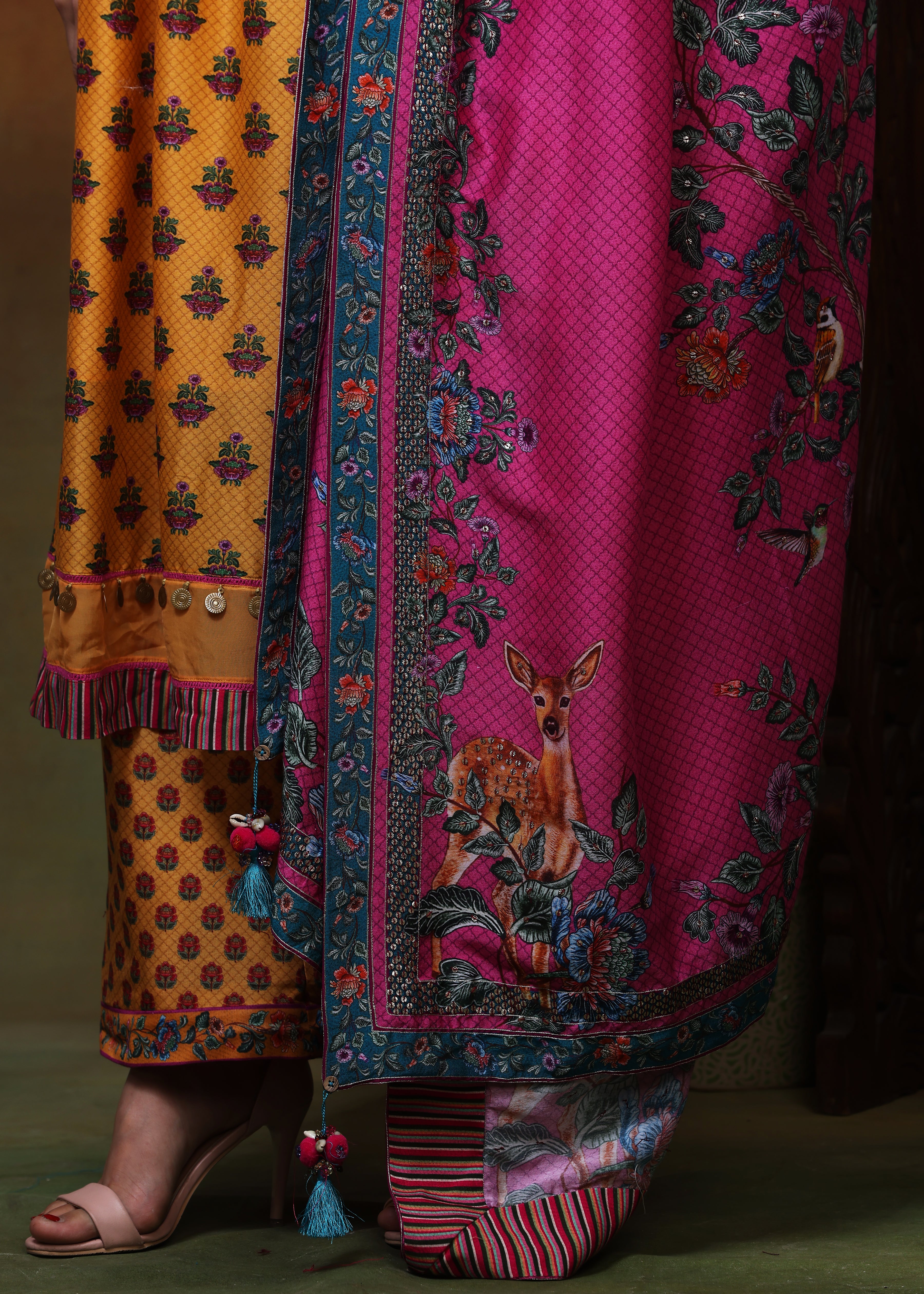 GULABI SITARA DUPATTA