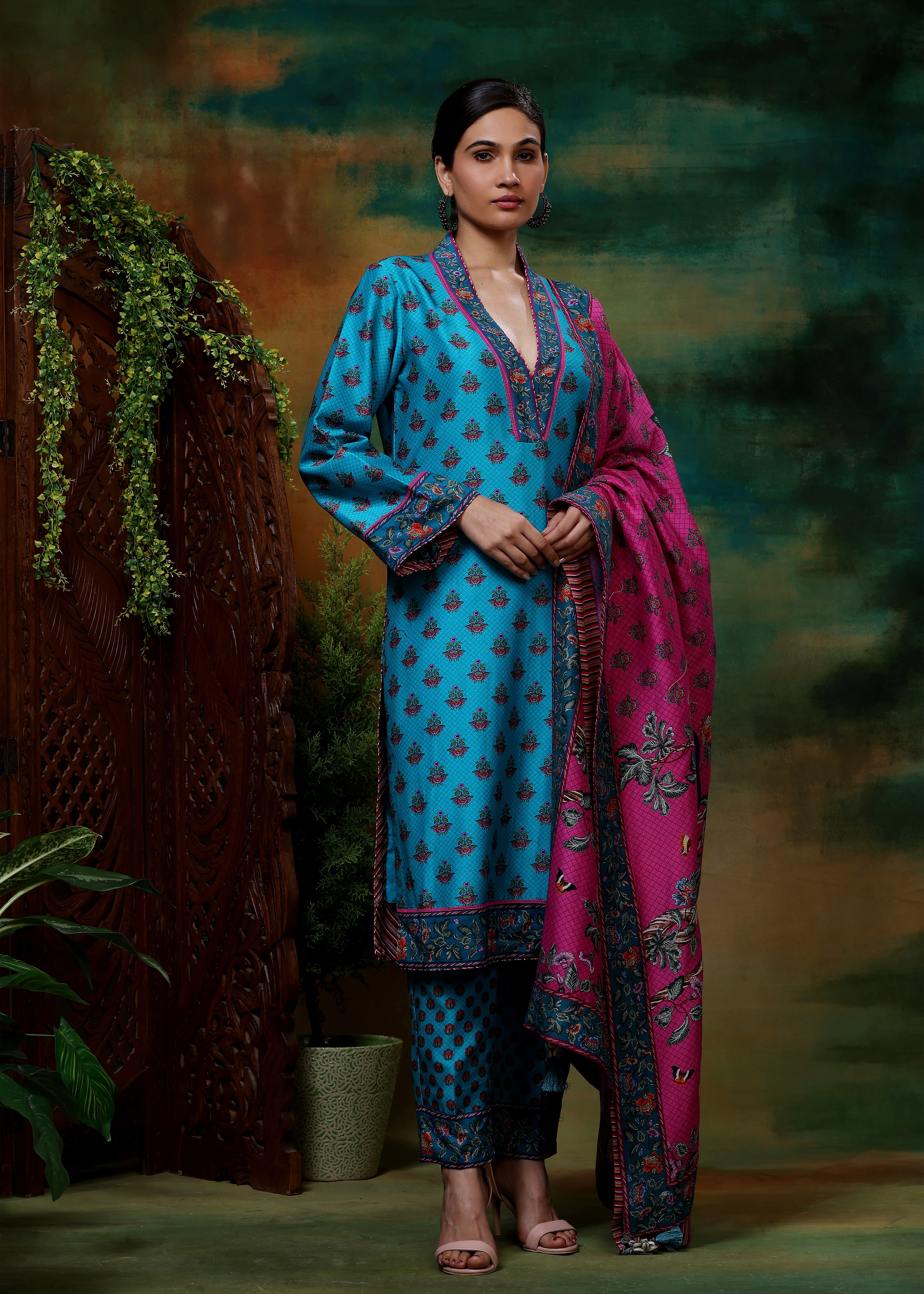 NEELAM BOOTA KURTA SET