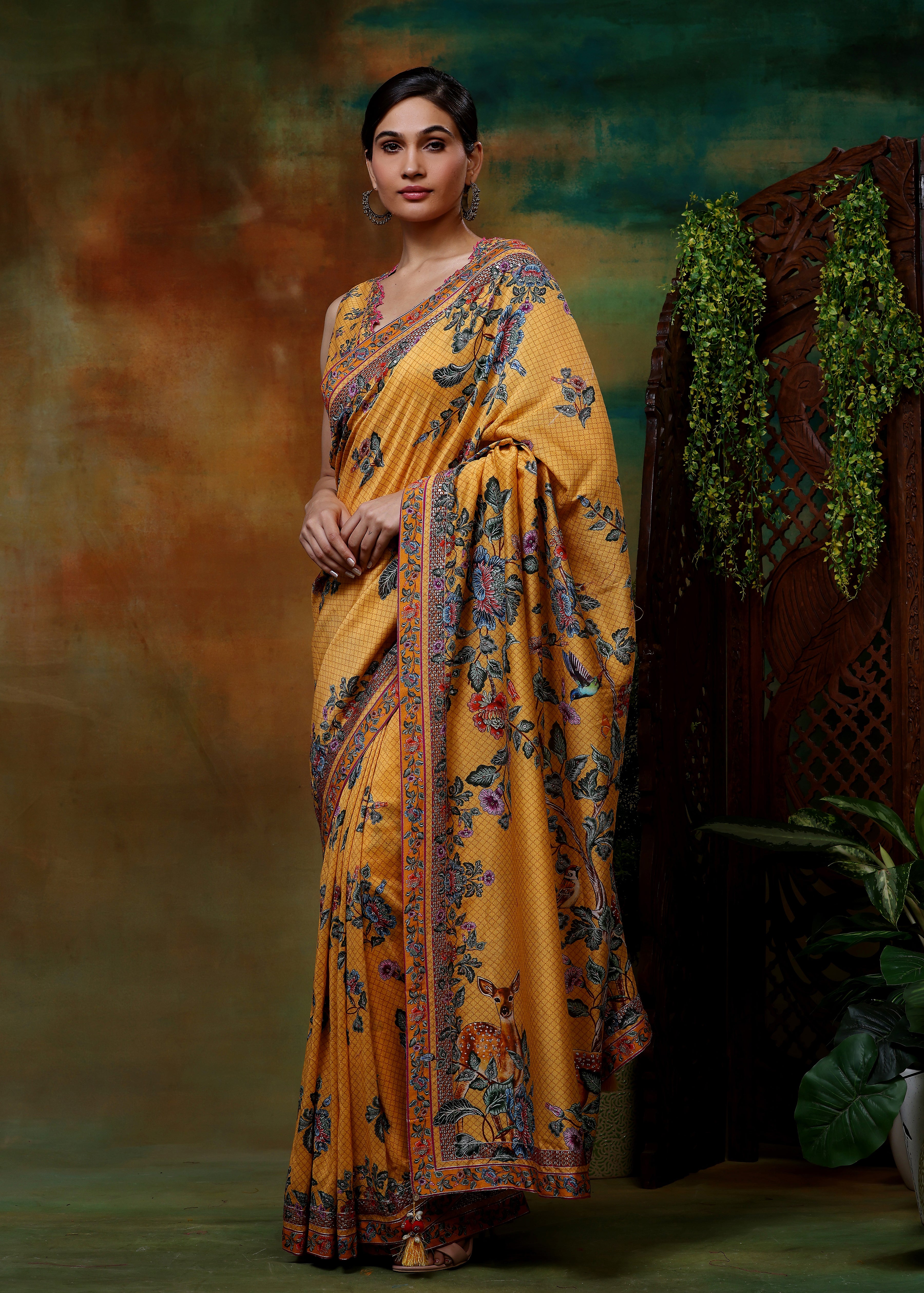 SWARN HIRAN SAREE SET