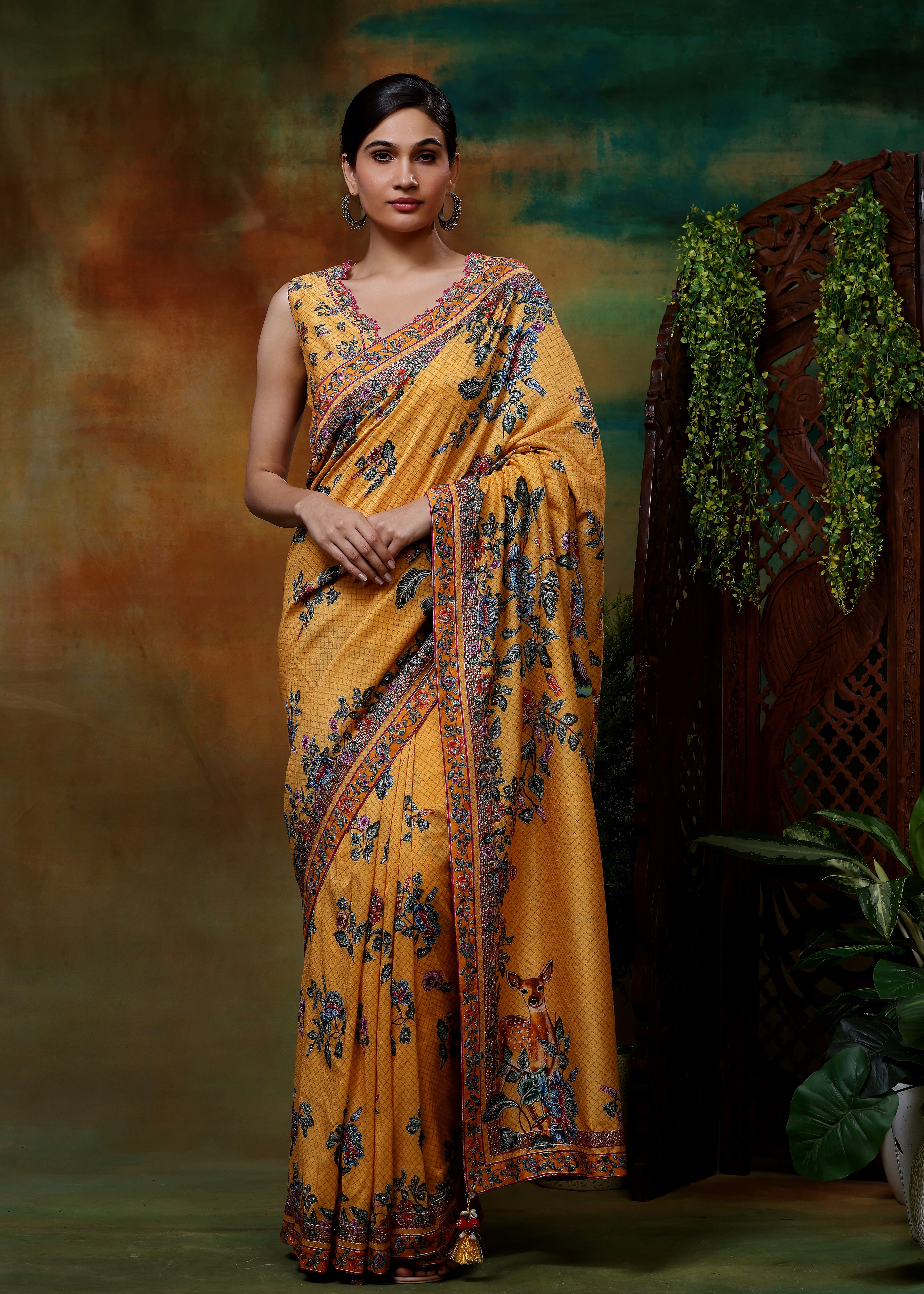 SWARN HIRAN SAREE SET